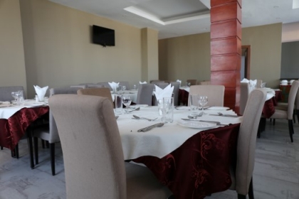 DINNING